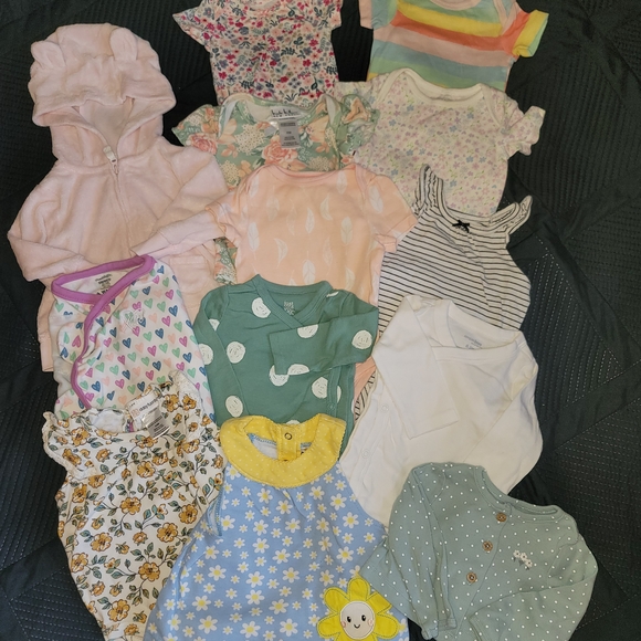 Carter's Assorted Baby Clothing Set - Pink, Green, Yellow, White - Picture 1 of 4